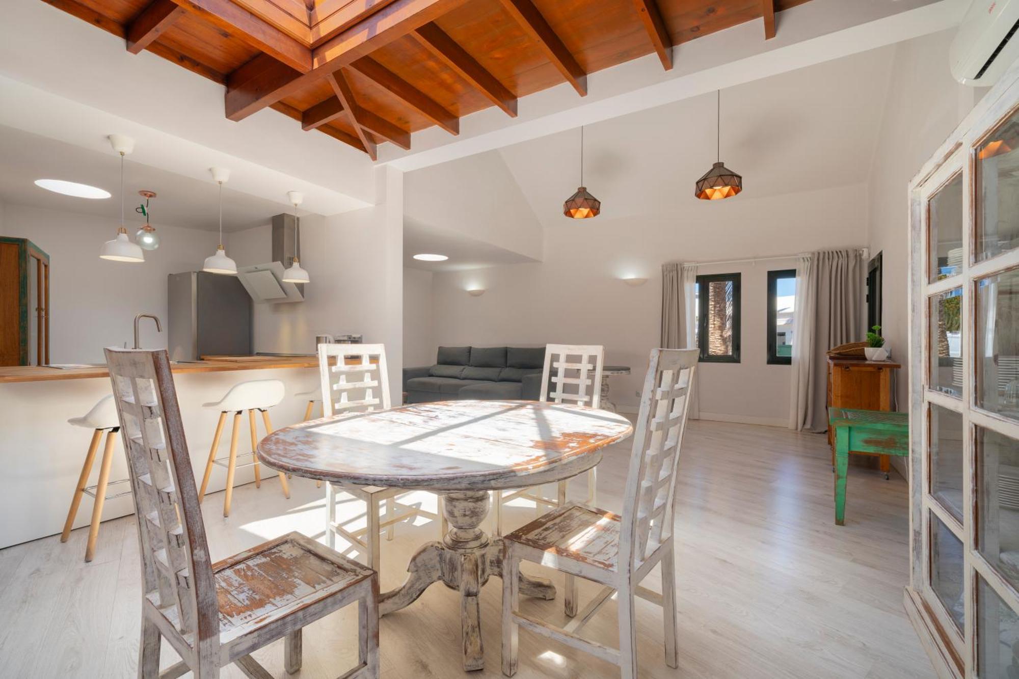 Lanzahost Casa Sunny Seafront Villa Costa Teguise Ngoại thất bức ảnh