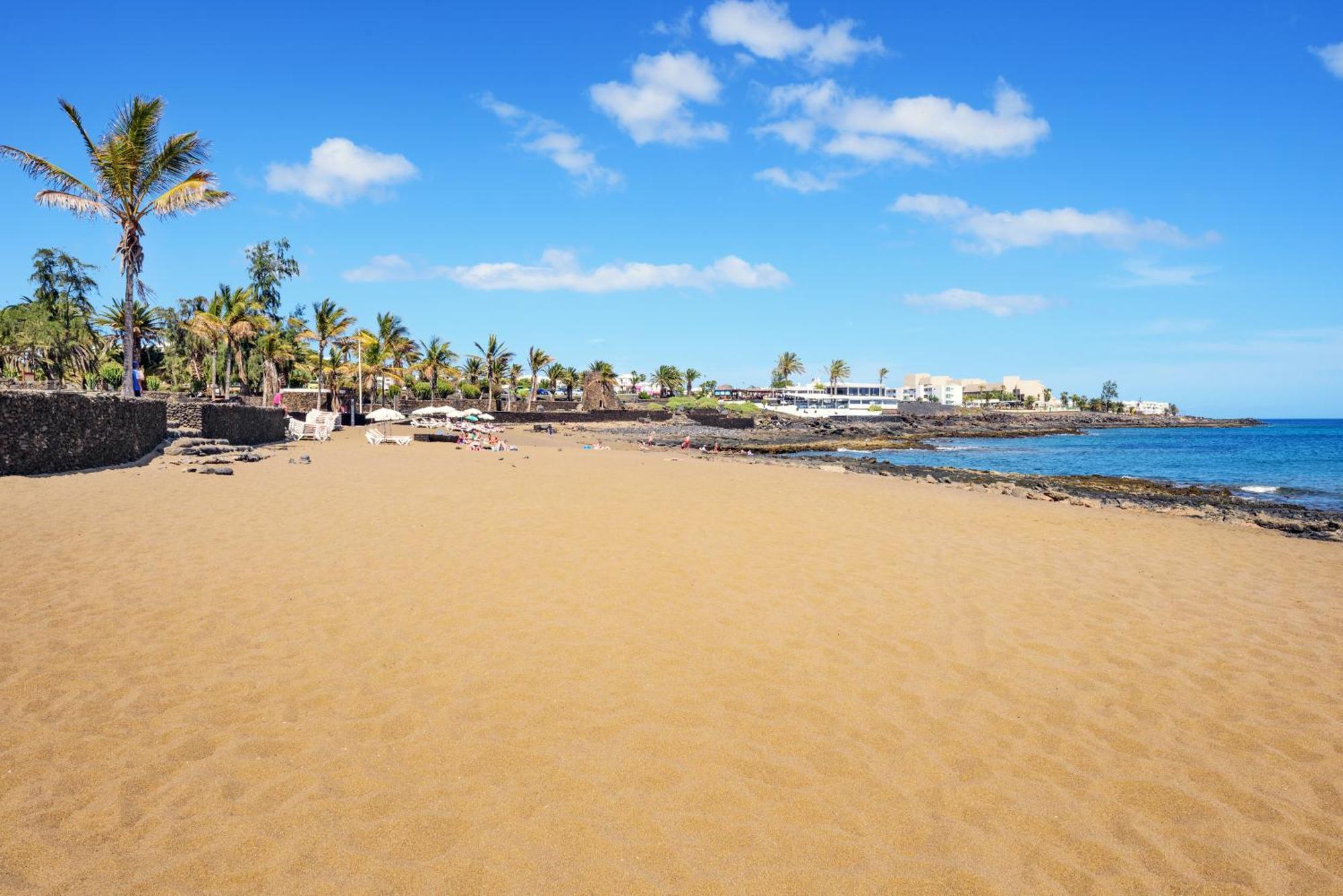 Lanzahost Casa Sunny Seafront Villa Costa Teguise Ngoại thất bức ảnh